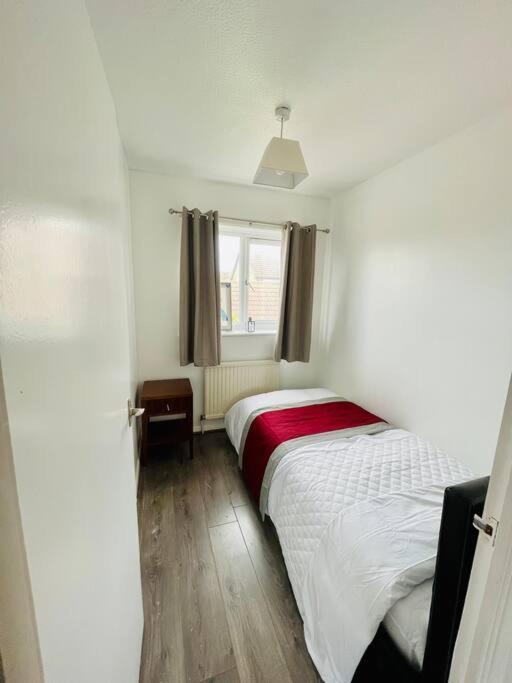 The Herald House Dartford 3 Bedroom Apartment ภายนอก รูปภาพ